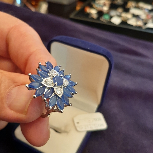 Ladies jewelry - Picture 4 of 8